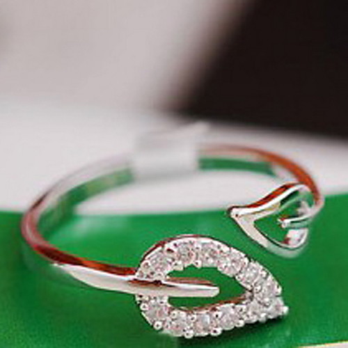 Band Ring Cubic Zirconia Silver Gold Cubic Zirconia Alloy Leaf Heart Ladies Unusual Unique Design 1pc One Size / Women's
Band Ring Cubic Zirconia Silver Gold Cubic Zirconia Alloy Leaf Heart Ladies Unusual Unique Design 1pc One Size / Women's