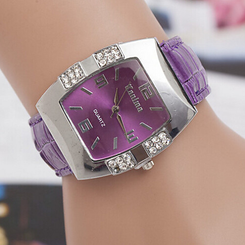 Women's Fashion Watch Diamond Watch Analog Quartz Ladies Casual Watch / Leather / One Year
Women's Fashion Watch Diamond Watch Analog Quartz Ladies Casual Watch / Leather / One Year