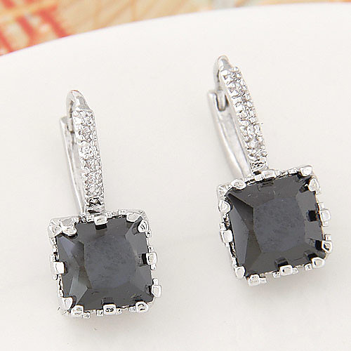 Women's Cubic Zirconia Stud Earrings Lever Back Earrings Solitaire Emerald Cut Ladies Fashion Zircon Cubic Zirconia Earrings Jewelry Purple / Gold / Green For Wedding Masquerade Engagement Party Prom
Women's Cubic Zirconia Stud Earrings Lever Back Earrings Solitaire Emerald Cut Ladies Fashion Zircon Cubic Zirconia Earrings Jewelry Purple / Gold / Green For Wedding Masquerade Engagement Party Prom