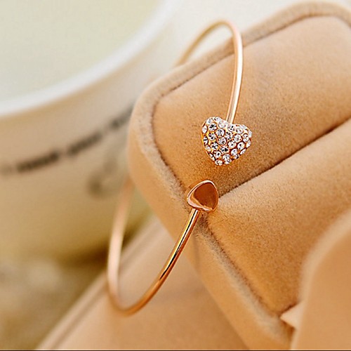 Women's Bracelet Bangles Cuff Bracelet Heart Ladies Fashion Simple Style Cute Rhinestone Bracelet Jewelry For Party Wedding Gift Casual Daily Masquerade
Women's Bracelet Bangles Cuff Bracelet Heart Ladies Fashion Simple Style Cute Rhinestone Bracelet Jewelry For Party Wedding Gift Casual Daily Masquerade