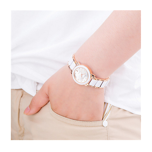 Women's Sport Watch Quartz 30 m / Stainless Steel Band Analog-Digital Vintage White / Gold - Gold Silver
Women's Sport Watch Quartz 30 m / Stainless Steel Band Analog-Digital Vintage White / Gold - Gold Silver