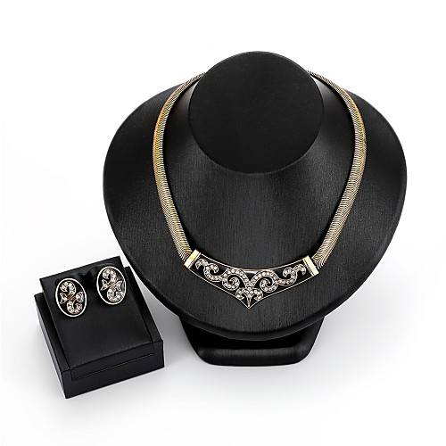 Women's Cubic Zirconia Jewelry Set Stud Earrings Pendant Necklace Statement Ladies Fashion Zircon Silver Plated Gold Plated Earrings Jewelry Gold / Silver For Wedding Evening Party
Women's Cubic Zirconia Jewelry Set Stud Earrings Pendant Necklace Statement Ladies Fashion Zircon Silver Plated Gold Plated Earrings Jewelry Gold / Silver For Wedding Evening Party
