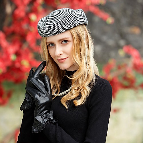 Silk / Fiber Kentucky Derby Hat / Hats with Bowknot 1pc Casual / Daily Wear Headpiece
Silk / Fiber Kentucky Derby Hat / Hats with Bowknot 1pc Casual / Daily Wear Headpiece
