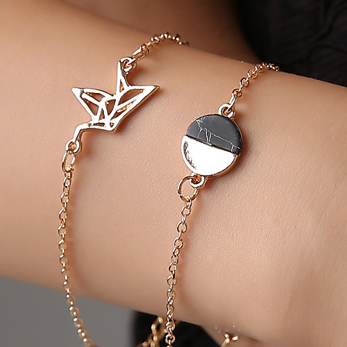 Women's Bracelet Classic Wedding Birthday Vintage Theme European Trendy Casual / Sporty Ethnic French Alloy Bracelet Jewelry Gold / Silver For Date Festival
Women's Bracelet Classic Wedding Birthday Vintage Theme European Trendy Casual / Sporty Ethnic French Alloy Bracelet Jewelry Gold / Silver For Date Festival