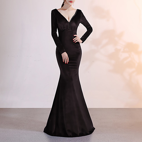 Mermaid / Trumpet Elegant & Luxurious Elegant Formal Evening Dress Plunging Neck Long Sleeve Sweep / Brush Train Velvet with Beading 2021
Mermaid / Trumpet Elegant & Luxurious Elegant Formal Evening Dress Plunging Neck Long Sleeve Sweep / Brush Train Velvet with Beading 2021