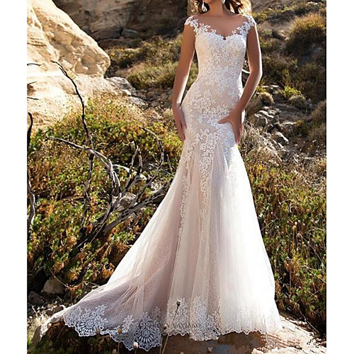 Mermaid / Trumpet Wedding Dresses V Neck Sweep / Brush Train Lace Cap Sleeve Mordern Illusion Detail with Buttons Lace Insert 2021
Mermaid / Trumpet Wedding Dresses V Neck Sweep / Brush Train Lace Cap Sleeve Mordern Illusion Detail with Buttons Lace Insert 2021