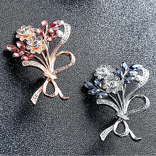 Women's Brooches Leaf Flower Stylish Rhinestone Brooch Jewelry Gold Silver For Daily
Women's Brooches Leaf Flower Stylish Rhinestone Brooch Jewelry Gold Silver For Daily
