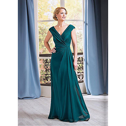 A-Line Mother of the Bride Dress Elegant Plunging Neck Floor Length Chiffon Sleeveless with Ruching 2021
A-Line Mother of the Bride Dress Elegant Plunging Neck Floor Length Chiffon Sleeveless with Ruching 2021