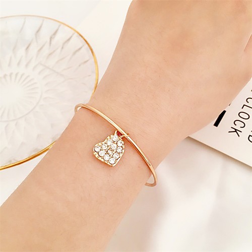 Women's Bracelet Classic Wedding Birthday Vintage Theme European Trendy Casual / Sporty Ethnic French Alloy Bracelet Jewelry Gold / Silver For Date Festival
Women's Bracelet Classic Wedding Birthday Vintage Theme European Trendy Casual / Sporty Ethnic French Alloy Bracelet Jewelry Gold / Silver For Date Festival