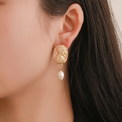 Women's Earrings Holiday Wedding Birthday Romantic Earrings Jewelry Gold For Date Street Festival 1 Pair
Women's Earrings Holiday Wedding Birthday Romantic Earrings Jewelry Gold For Date Street Festival 1 Pair