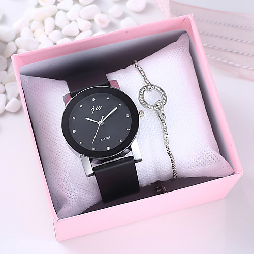 Women's Quartz Watches Minimalist New Arrival Black PU Leather Chinese Quartz Black Chronograph Cute Creative 2 Piece Analog One Year Battery Life
Women's Quartz Watches Minimalist New Arrival Black PU Leather Chinese Quartz Black Chronograph Cute Creative 2 Piece Analog One Year Battery Life