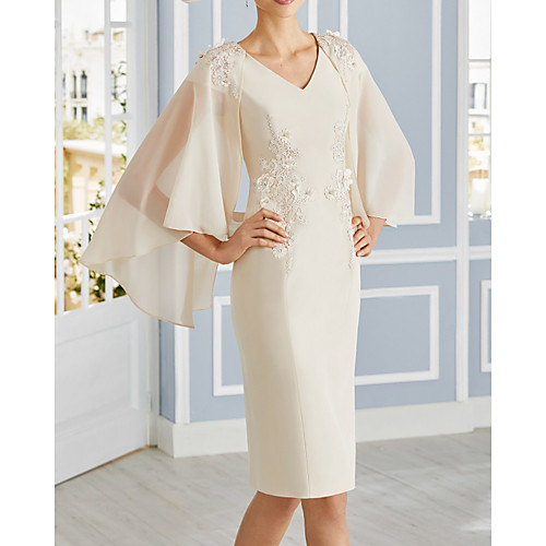 Sheath / Column Mother of the Bride Dress Elegant V Neck Knee Length Chiffon Satin Sleeveless with Appliques 2021
Sheath / Column Mother of the Bride Dress Elegant V Neck Knee Length Chiffon Satin Sleeveless with Appliques 2021