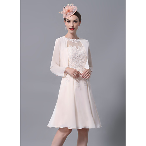 A-Line Mother of the Bride Dress Wrap Included Jewel Neck Knee Length Chiffon Lace Long Sleeve with Appliques Ruching 2021
A-Line Mother of the Bride Dress Wrap Included Jewel Neck Knee Length Chiffon Lace Long Sleeve with Appliques Ruching 2021