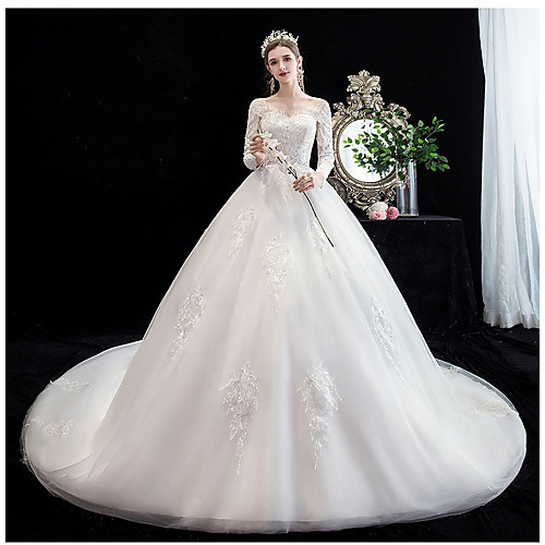 Princess Ball Gown Wedding Dresses Jewel Neck Court Train Lace Tulle Long Sleeve Formal Romantic Luxurious with Appliques 2021
Princess Ball Gown Wedding Dresses Jewel Neck Court Train Lace Tulle Long Sleeve Formal Romantic Luxurious with Appliques 2021