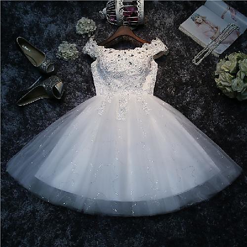 A-Line Glittering Elegant Homecoming Party Wear Dress Off Shoulder Short Sleeve Knee Length Lace Tulle with Crystals 2021
A-Line Glittering Elegant Homecoming Party Wear Dress Off Shoulder Short Sleeve Knee Length Lace Tulle with Crystals 2021