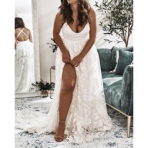 Sheath / Column Wedding Dresses V Neck Sweep / Brush Train Lace Stretch Fabric Sleeveless Country Romantic Beach Plus Size with Appliques Split Front 2021
Sheath / Column Wedding Dresses V Neck Sweep / Brush Train Lace Stretch Fabric Sleeveless Country Romantic Beach Plus Size with Appliques Split Front 2021