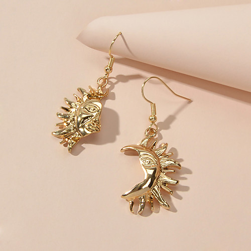 Women's Mismatch Earrings Geometrical Sun Earrings Jewelry Gold For Date Festival 1 Pair
Women's Mismatch Earrings Geometrical Sun Earrings Jewelry Gold For Date Festival 1 Pair
