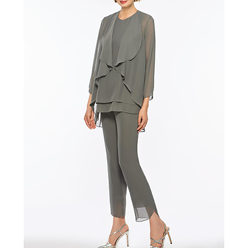 Two Piece Jumpsuits Mother of the Bride Dress Elegant Jewel Neck Floor Length Chiffon Long Sleeve with Ruffles 2021
Two Piece Jumpsuits Mother of the Bride Dress Elegant Jewel Neck Floor Length Chiffon Long Sleeve with Ruffles 2021