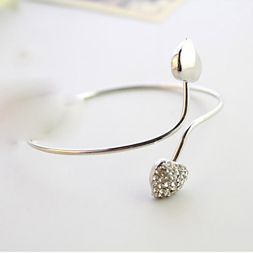 Women's Cuff Bracelet 3D Fashion Heart Fashion Rhinestone Bracelet Jewelry Silver For Christmas Party Evening Gift Date Festival
Women's Cuff Bracelet 3D Fashion Heart Fashion Rhinestone Bracelet Jewelry Silver For Christmas Party Evening Gift Date Festival