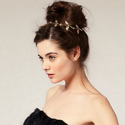 Fashion Shiny Alloy Headpiece with Trim 1 Piece Special Occasion / Party / Evening Headpiece
Fashion Shiny Alloy Headpiece with Trim 1 Piece Special Occasion / Party / Evening Headpiece