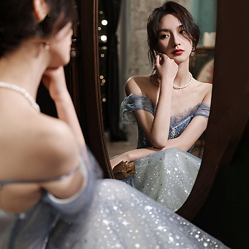 evening dress 2021 new temperament evening dress blue can usually wear the atmosphere to host the annual meeting fairy toast
evening dress 2021 new temperament evening dress blue can usually wear the atmosphere to host the annual meeting fairy toast