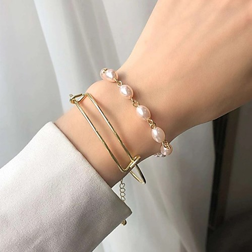 2pcs Women's Pearl Bracelet Retro Vintage Theme Stylish Baroque European Sweet Alloy Bracelet Jewelry Gold For Wedding Party Evening Date Birthday Festival
2pcs Women's Pearl Bracelet Retro Vintage Theme Stylish Baroque European Sweet Alloy Bracelet Jewelry Gold For Wedding Party Evening Date Birthday Festival