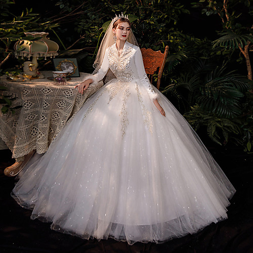 Princess Ball Gown Wedding Dresses V Neck Floor Length Lace Tulle Long Sleeve Romantic Sparkle & Shine with Appliques 2021
Princess Ball Gown Wedding Dresses V Neck Floor Length Lace Tulle Long Sleeve Romantic Sparkle & Shine with Appliques 2021