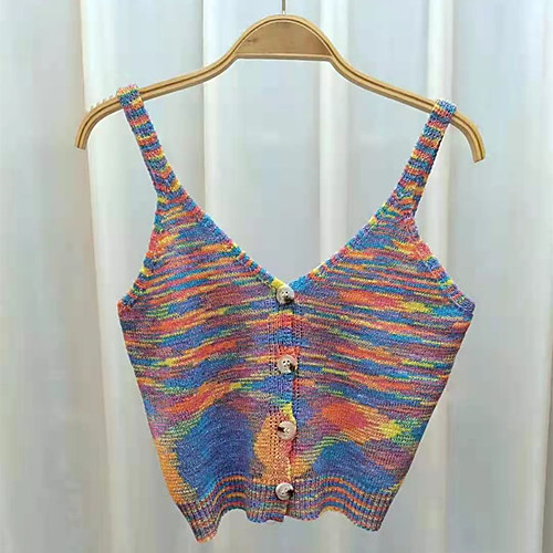 2021 korean version of the new western style v-neck beautiful back with color lines and wave pattern knitted camisole women
2021 korean version of the new western style v-neck beautiful back with color lines and wave pattern knitted camisole women