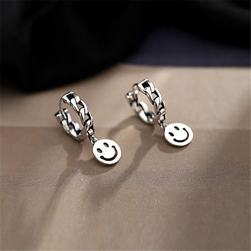 Smile Face Earrings Earrings Classic Fashion Punk Trendy Romantic Sweet Cute Imitation Pearl Earrings Jewelry Silver For Gift Date Street Birthday Festival 1 Pair
Smile Face Earrings Earrings Classic Fashion Punk Trendy Romantic Sweet Cute Imitation Pearl Earrings Jewelry Silver For Gift Date Street Birthday Festival 1 Pair