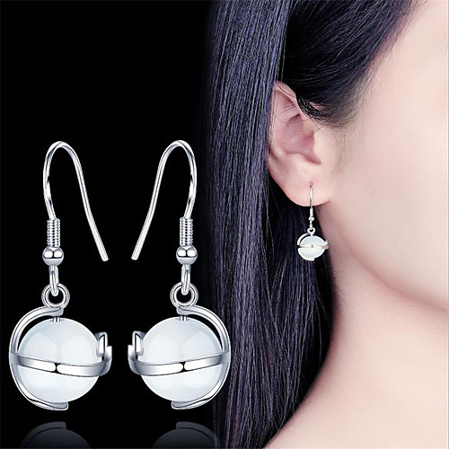Dangle Earrings Drop Earrings Classic Fashion Punk Trendy Romantic Sweet Cute Imitation Pearl Earrings Jewelry Silver For Gift Date Street Birthday Festival 1 Pair
Dangle Earrings Drop Earrings Classic Fashion Punk Trendy Romantic Sweet Cute Imitation Pearl Earrings Jewelry Silver For Gift Date Street Birthday Festival 1 Pair
