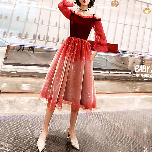 A-Line Glittering Gradient Party Wear Cocktail Party Dress Spaghetti Strap 3/4 Length Sleeve Knee Length Tulle Velvet with Sequin 2021
A-Line Glittering Gradient Party Wear Cocktail Party Dress Spaghetti Strap 3/4 Length Sleeve Knee Length Tulle Velvet with Sequin 2021