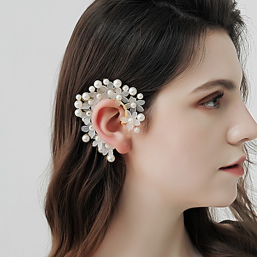 Women's Cubic Zirconia Clip on Earring Mismatched Flower Imitation Diamond Earrings Jewelry Gold For Wedding 1 Pair
Women's Cubic Zirconia Clip on Earring Mismatched Flower Imitation Diamond Earrings Jewelry Gold For Wedding 1 Pair