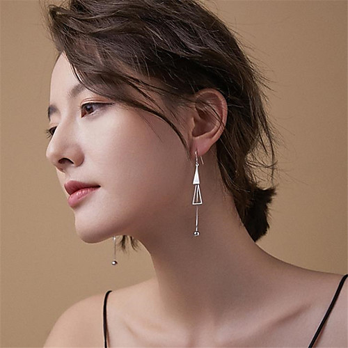 Women's Hoop Earrings Classic Fashion Romantic Punk Trendy Cute Sweet Earrings Jewelry Silver For Street Gift Date Birthday Festival 1 Pair
Women's Hoop Earrings Classic Fashion Romantic Punk Trendy Cute Sweet Earrings Jewelry Silver For Street Gift Date Birthday Festival 1 Pair