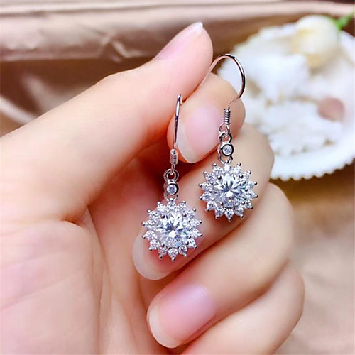 Drop Earrings Earrings Classic Fashion Punk Trendy Romantic Sweet Cute Imitation Pearl Earrings Jewelry Silver For Gift Date Street Birthday Festival 1 Pair
Drop Earrings Earrings Classic Fashion Punk Trendy Romantic Sweet Cute Imitation Pearl Earrings Jewelry Silver For Gift Date Street Birthday Festival 1 Pair