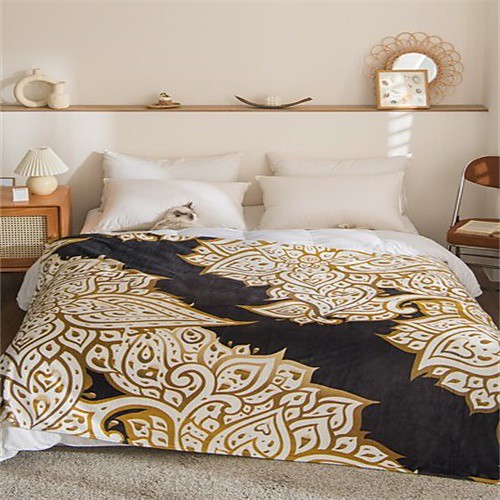 3-Piece Duvet Cover Set Hotel Bedding Sets Comforter Cover with Soft Lightweight Microfiber Include 1 Duvet Cover 2 Pillowcases for Double/Queen/King(1 Pillowcase for Twin/Single)
3-Piece Duvet Cover Set Hotel Bedding Sets Comforter Cover with Soft Lightweight Microfiber Include 1 Duvet Cover 2 Pillowcases for Double/Queen/King(1 Pillowcase for Twin/Single)