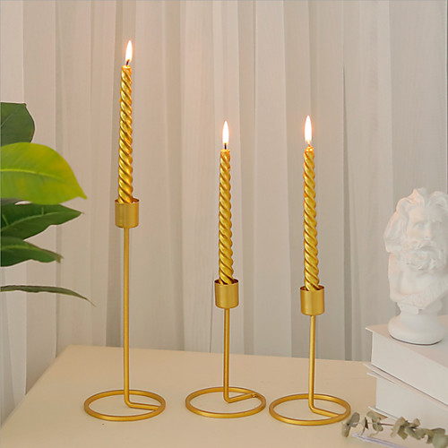 European Style Wax Gold Single Head Iron Candlestick Romantic Table Wedding Decoration
European Style Wax Gold Single Head Iron Candlestick Romantic Table Wedding Decoration