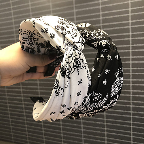 Ladies' wash and make-up hair cave wide-brimmed cross-knotted printed hairband1pcs
Ladies' wash and make-up hair cave wide-brimmed cross-knotted printed hairband1pcs