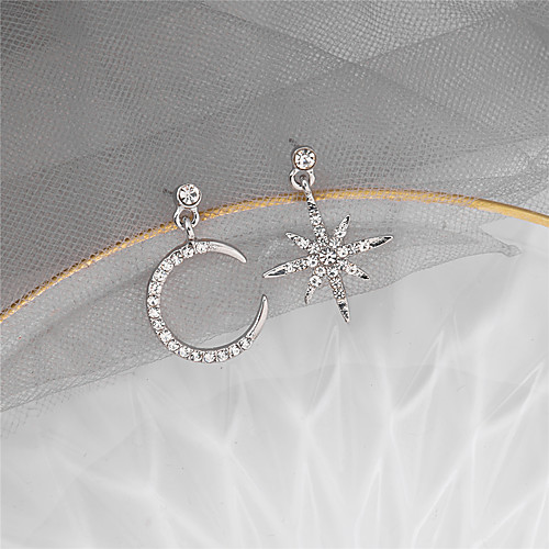 Moon Star Drop Earrings Earrings Mismatch Earrings Classic Moon Star Elegant Trendy Sweet Earrings Jewelry Silver For Party Evening Gift Vacation Festival 1 Pair
Moon Star Drop Earrings Earrings Mismatch Earrings Classic Moon Star Elegant Trendy Sweet Earrings Jewelry Silver For Party Evening Gift Vacation Festival 1 Pair