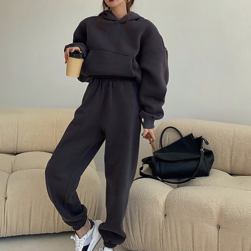 Women's Basic Solid Color Sport Casual Two Piece Set Sweatshirt Matching Sets Pant Jogger Pants Tops
Women's Basic Solid Color Sport Casual Two Piece Set Sweatshirt Matching Sets Pant Jogger Pants Tops