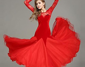 Roupa e Sapatos de Dança