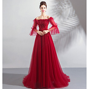 baratos Novidades-Linha A Ombro a Ombro Cauda Escova Tule Evento Formal Vestido com Miçangas / Apliques de LAN TING Express