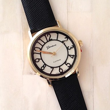 Women Watch Simple Number Round the Cleanly Styled Dial of A Classic ...