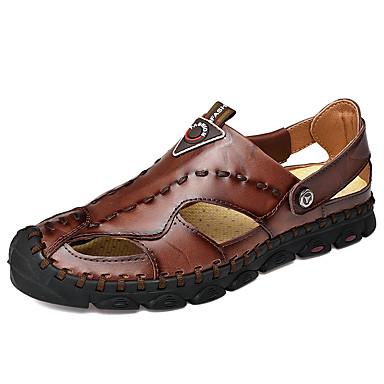 baratos Sandálias Masculinas-Homens Sapatos de couro Pele Verão Negócio / Casual Sandálias Caminhada Respirável Preto / Castanho Claro / Castanho Escuro