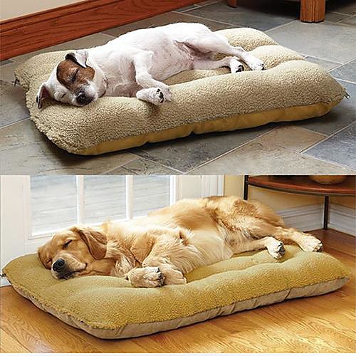 

Large Dog Pet Nest with Lamb Suede Mat 7050