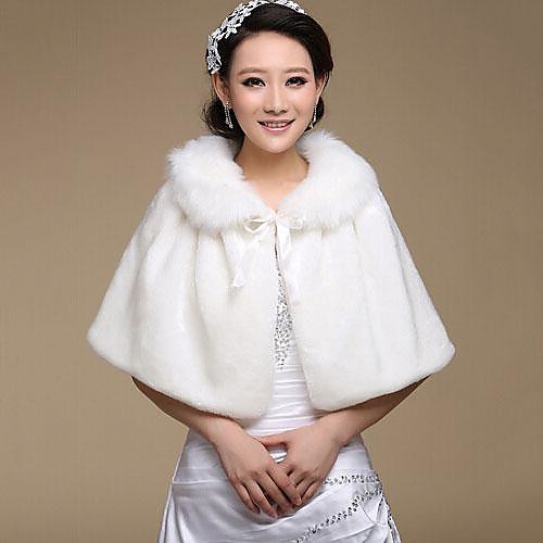 

Sleeveless Capelets Faux Fur Wedding / Party Evening Wedding Wraps / Fur Wraps With