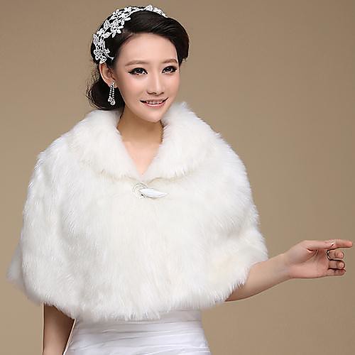 

Capelets Faux Fur Wedding / Party Evening Wedding Wraps / Fur Wraps With