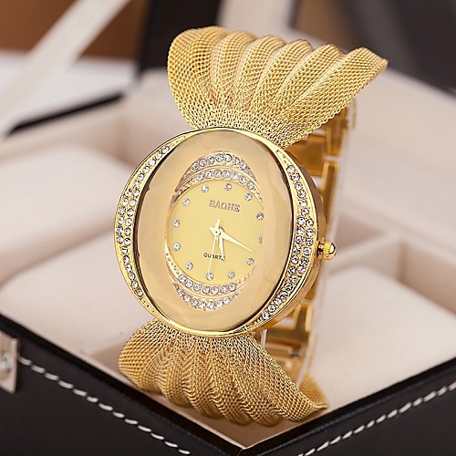 

Women's Luxury Watches Bracelet Watch Diamond Watch Quartz Silver / Brown / Gold Imitation Diamond Analog Ladies Sparkle Fashion Dress Watch - Silver Golden