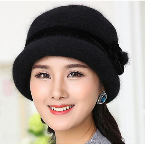 

Women's Beanie / Slouchy Modern Style Solid Color Hat / Fall