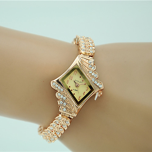 

Жен. Часы-браслет Diamond Watch золотые часы Кварцевый Золотистый Имитация Алмазный Аналоговый Дамы Кулоны Мода Элегантный стиль Нарядные часы - Золотой Один год Срок службы батареи / Tianqiu 377