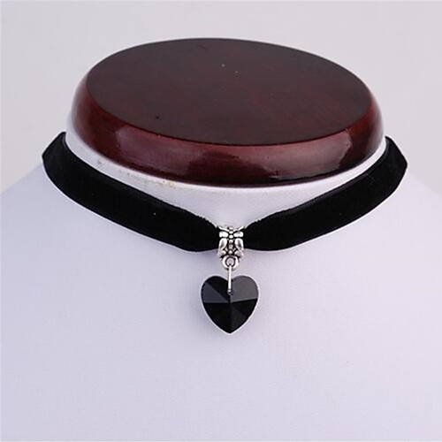 

Women's Crystal Choker Necklace Pendant Necklace Heart Ladies Personalized Tattoo Style Fashion Crystal Fabric Red Blue Pink Green White Necklace Jewelry For Party Wedding Casual Daily